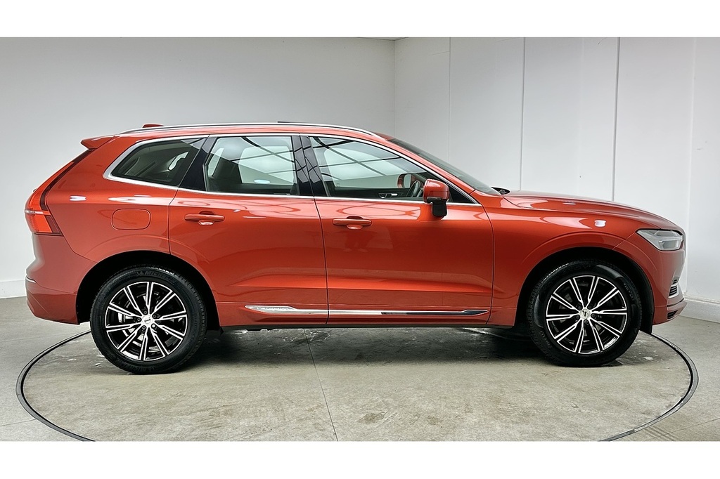Volvo XC60 H T8 Twin Engine Inscription GN20PKD Red #4