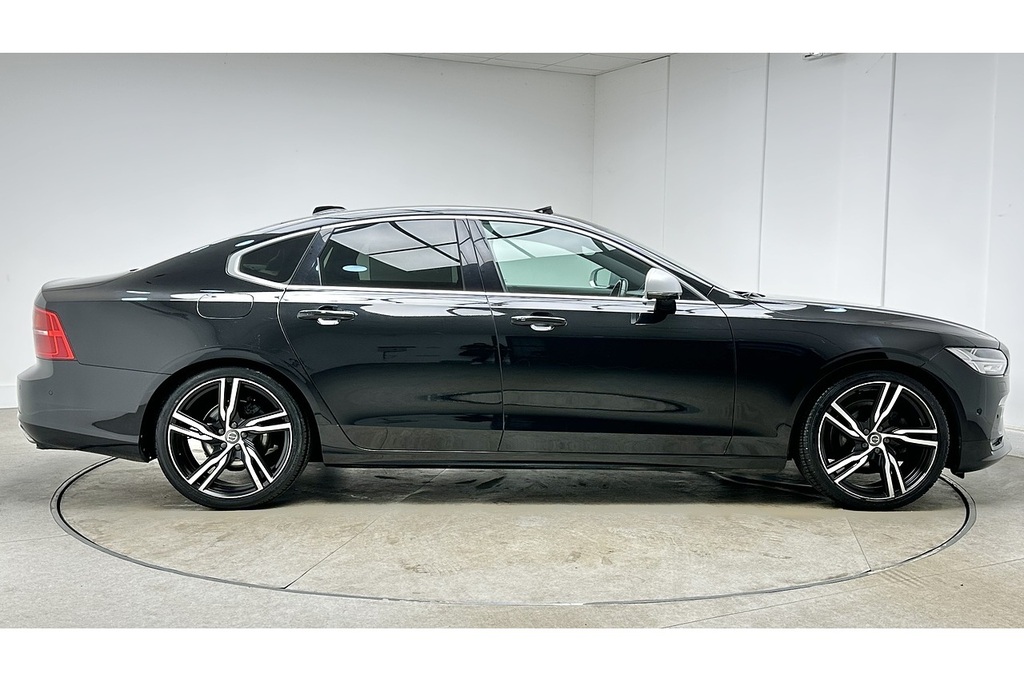 Volvo S90 D4 R-design Pro Black #4