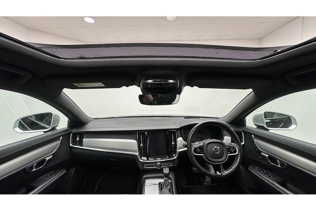Volvo S90 D4 R-design Pro Black #2