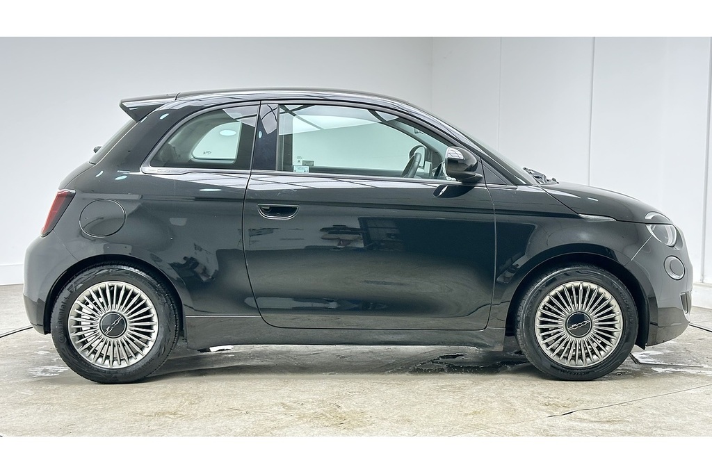 Fiat 500E Icon LL22EUC Black #4
