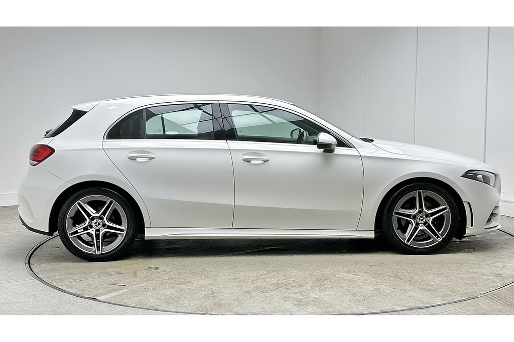 Mercedes-Benz A Class A180d Amg Line GV19HBO White #4