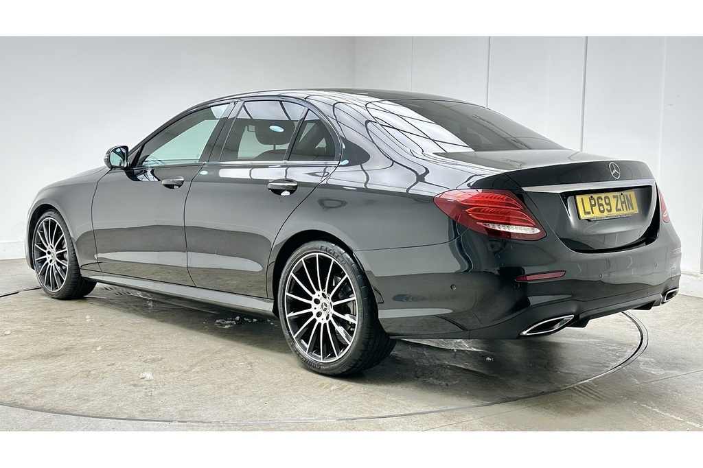 Mercedes-Benz E Class E220d Amg Line Night Edition LP69ZHN Black #5