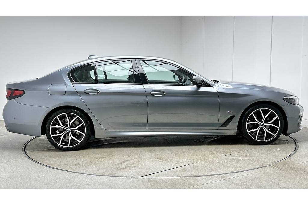 BMW 5 Series 520D Mht M Sport HK21FDD #4