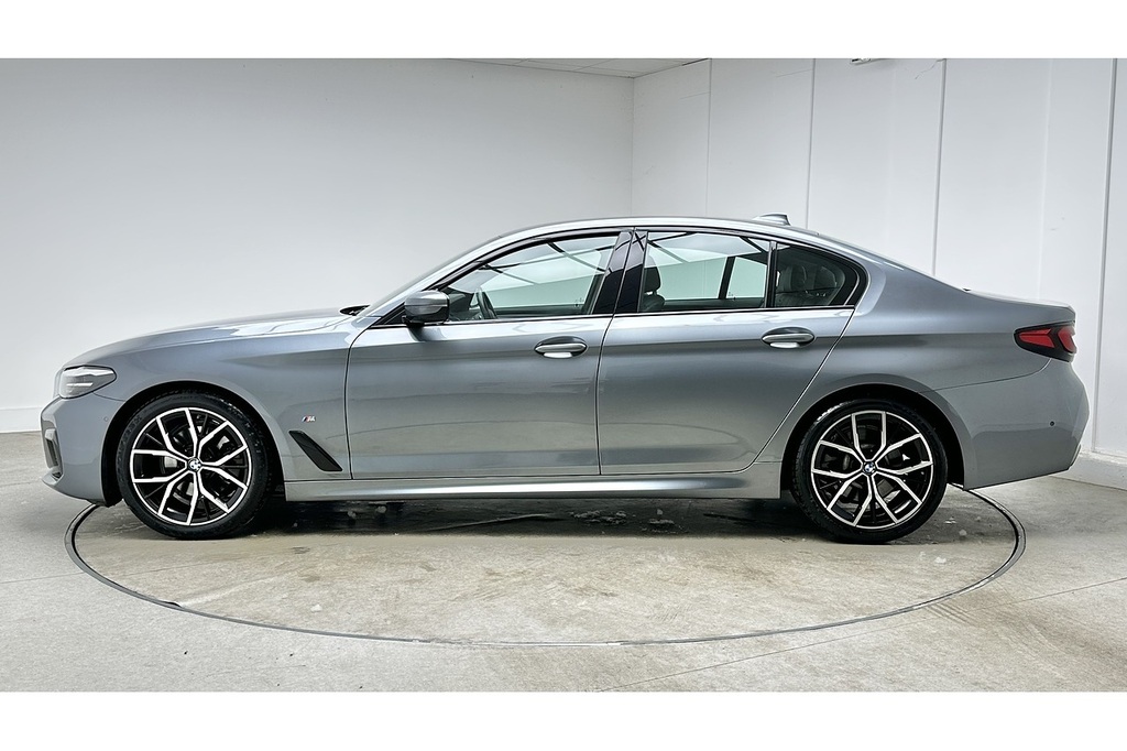 BMW 5 Series 520D Mht M Sport HK21FDD #6