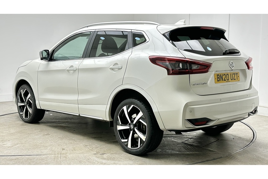 Nissan Qashqai Dig-t Tekna BN20UZT White #5