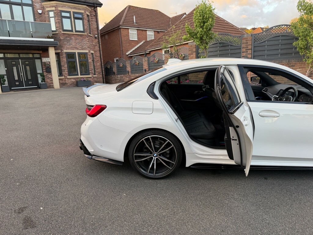 BMW 3 Series Saloon 2.0 320D M Sport Saloon 201919 WS19JSZ White #4