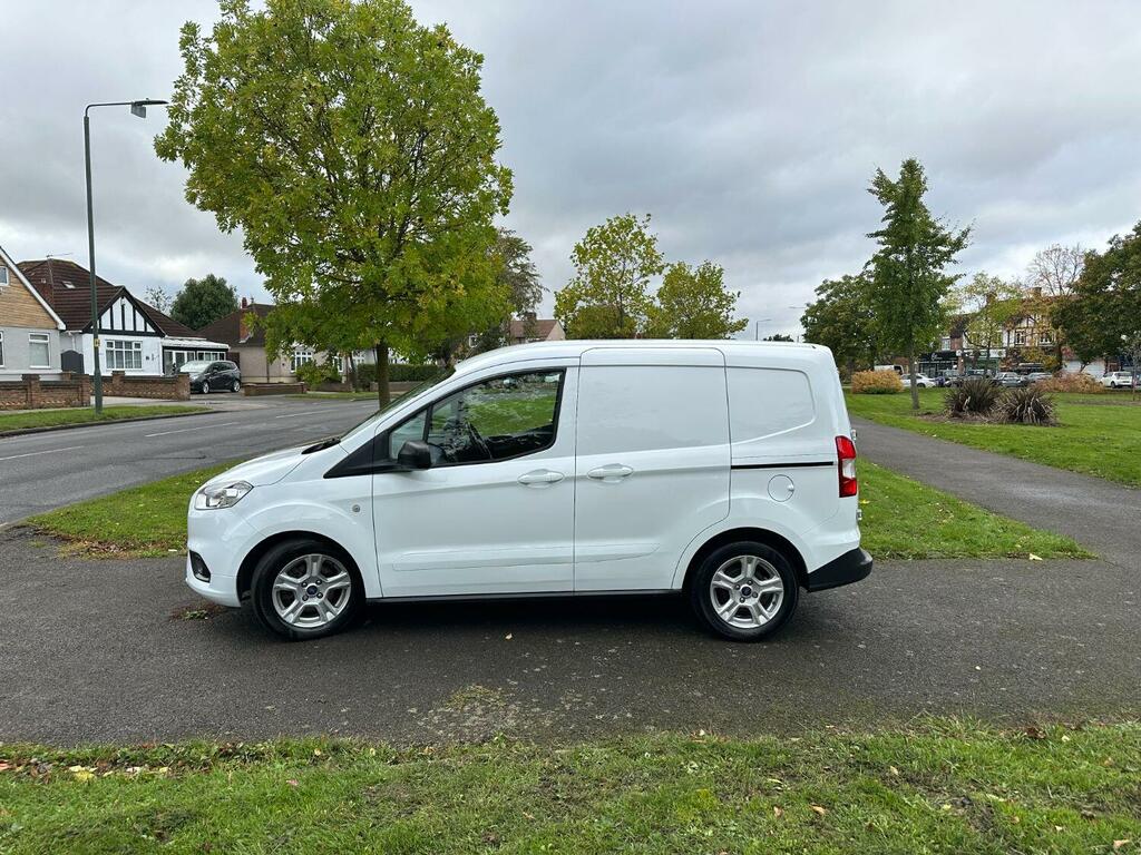 Ford Transit Courier Panel Van 1.0 Ecoboost Limited 202070 White #6