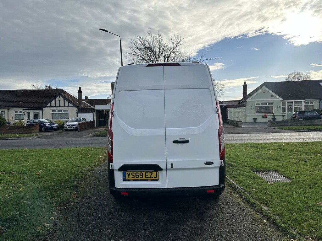 Ford Transit Custom Panel Van 2.0 300 Ecoblue Leader 202069 YS69EZJ White #5