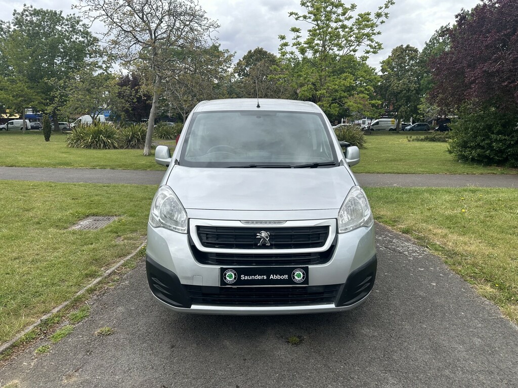 Peugeot Partner Panel Van 1.6 Bluehdi 855 Se 201767 MW67XCU Silver #2
