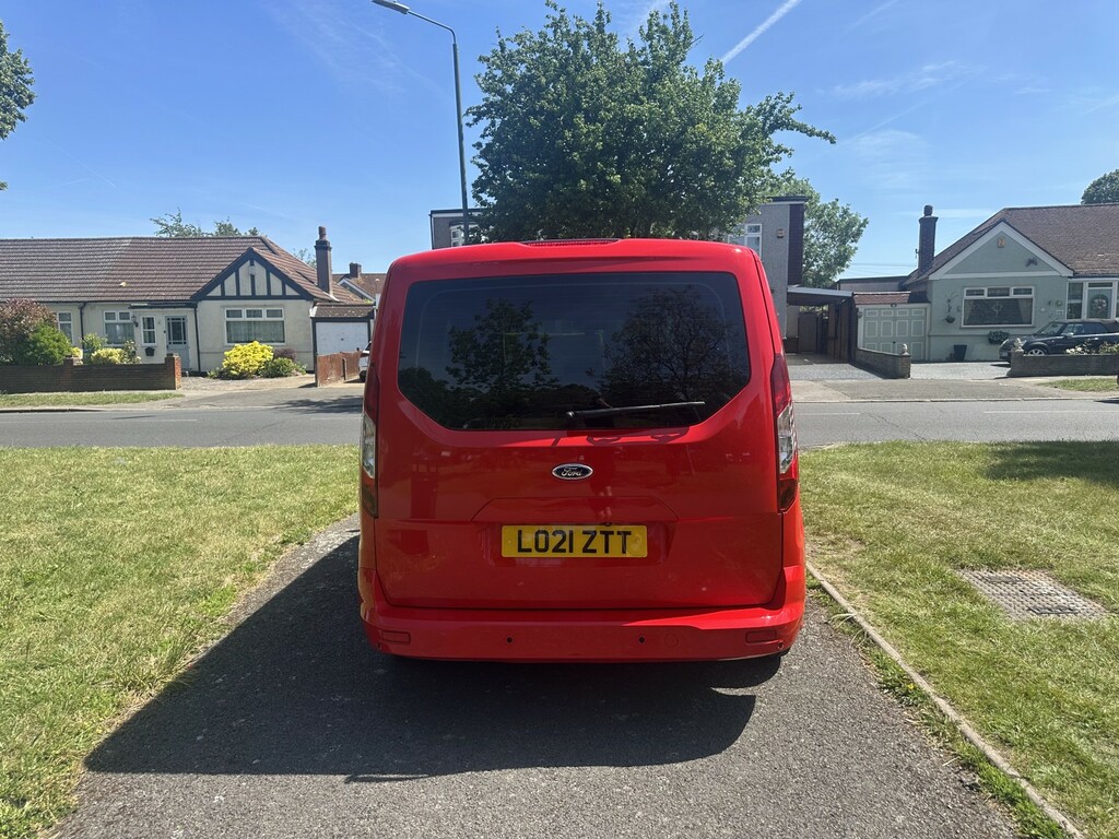 Ford Tourneo Connect Mpv Titanium 2.5 Lpg 202121 Red #5