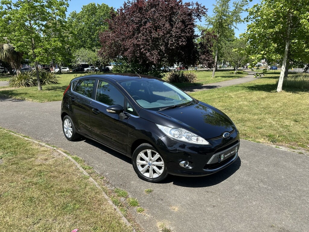 Ford Fiesta Hatchback 1.4 Zetec 2010 GV10DVF Black #2