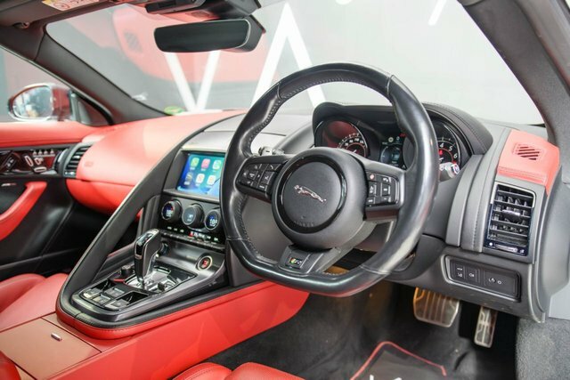 Jaguar F-Type 2018 5.0 V8 Gpf R Convertible Awd Green #3