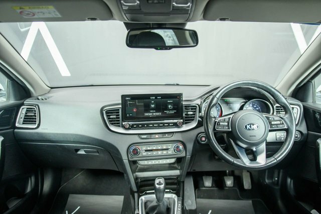 Kia Xceed 2020 1.0 T-gdi 3 Suv Euro 6 Ss WJ20EUZ White #2