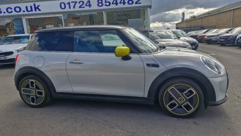 Mini Hatch 135Kw Cooper S Level 2 33Kwh - 2021 21 Silver