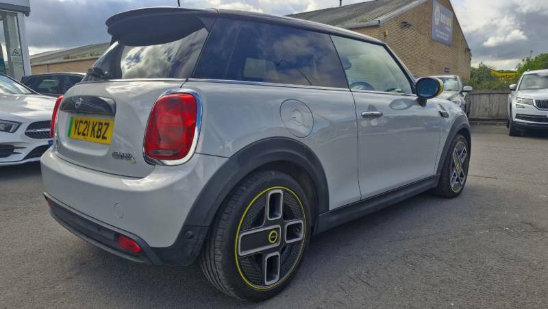 Mini Hatch 135Kw Cooper S Level 2 33Kwh - 2021 21 YC21KBZ Silver #4