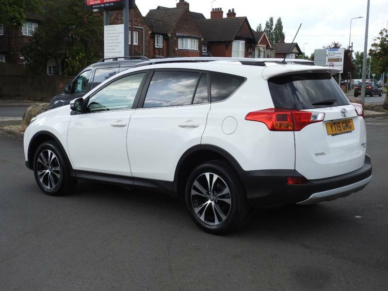 Toyota Rav 4 2.0 D-4d Invincible - 2015 15 YT15GMG White #3