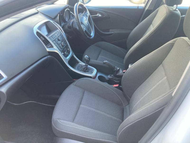 Vauxhall Astra 1.6I 16V Tech Line Gt - 2015 15 DL15CXV White #6