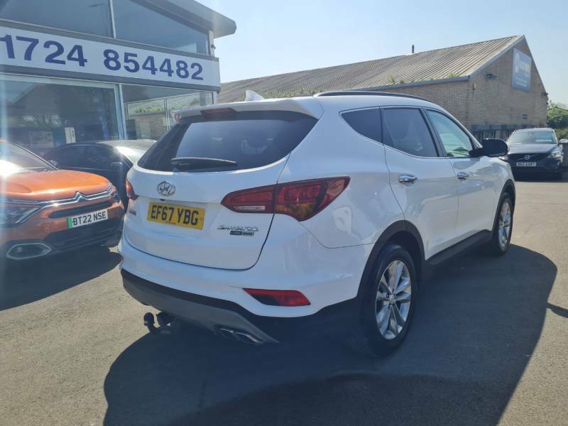 Hyundai Santa Fe 2.2 Crdi Blue Drive Premium 7 Seats - 2018 White #3