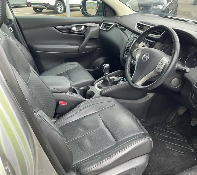 Nissan Qashqai 1.6 Dci Tekna Non-panoramic 4Wd - 2017 17 KM17CRK Silver #3