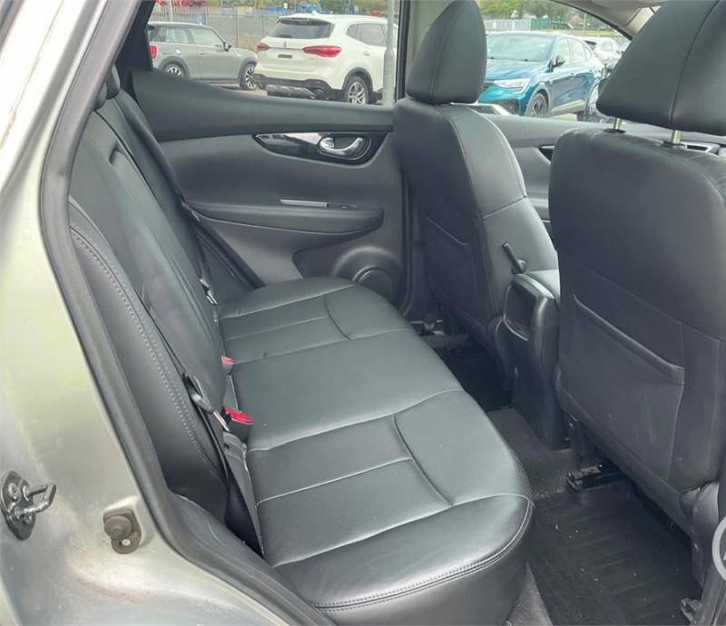 Nissan Qashqai 1.6 Dci Tekna Non-panoramic 4Wd - 2017 17 KM17CRK Silver #4