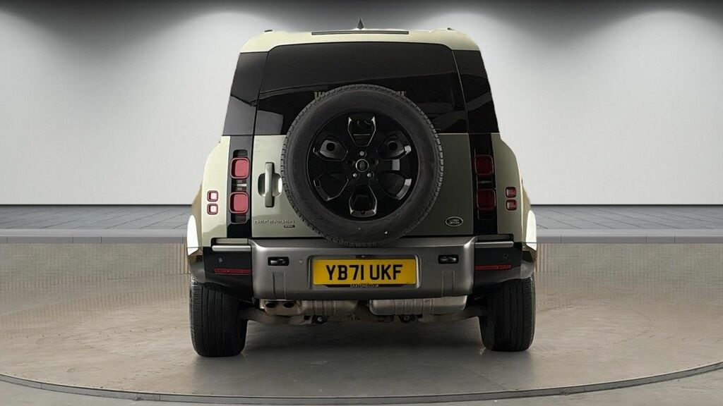 Land Rover Defender 110 3.0 D300 Mhev X-dynamic Se Suv 4Wd Green #4