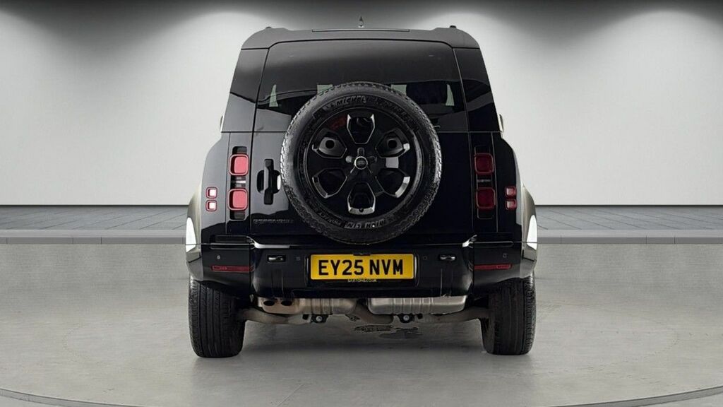 Land Rover Defender 90 3.0 D350 Mhev X-dynamic Hse Suv 4W EY25NVM Black #4