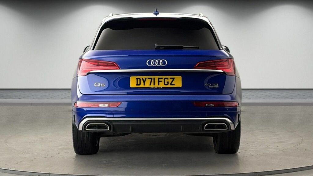 Audi Q5 2.0 Tdi 40 S Line Suv S Tronic Quattro DY71FGZ Blue #4
