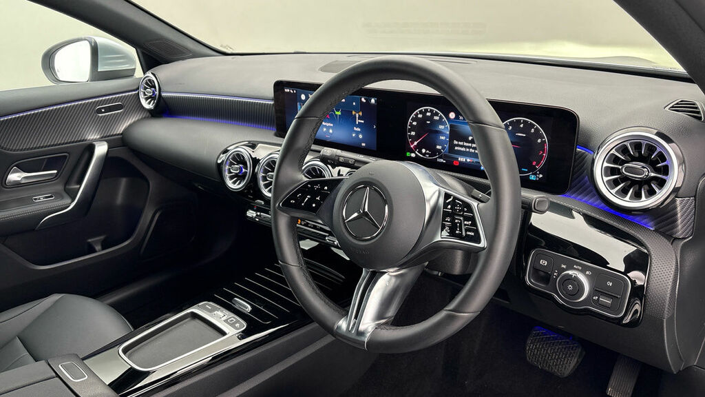 Mercedes-Benz A Class 1.3 A180h Mhev Sport Executive Hatchback Pet AG25AJB Silver #5