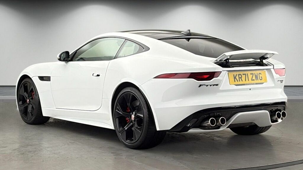 Jaguar F-Type 5.0 V8 R-dynamic Coupe Awd Euro 6 KR71ZWG White #2