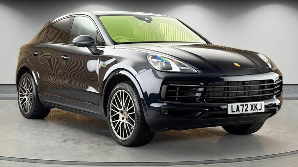 Porsche Cayenne 3.0 V6 E-hybrid 17.9Kwh Platinum Edition Coupe Black