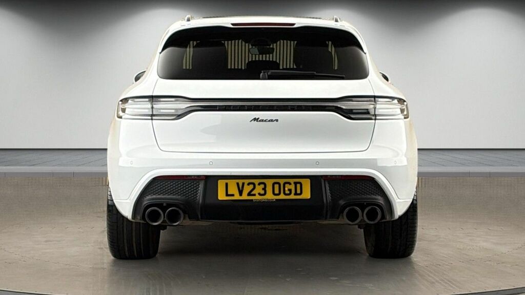 Porsche Macan 2.0T Suv Pdk 4Wd Euro 6 Ss 265 Ps LV23OGD White #4