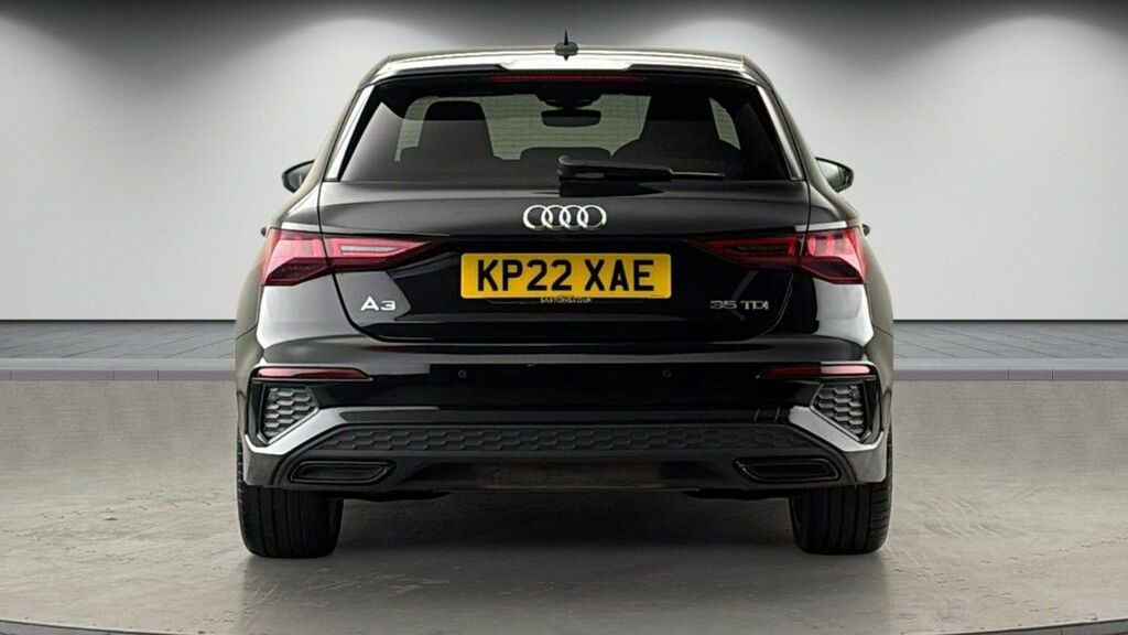 Audi A3 2.0 Tdi 35 Edition 1 Sportback S Tronic KP22XAE Black #4