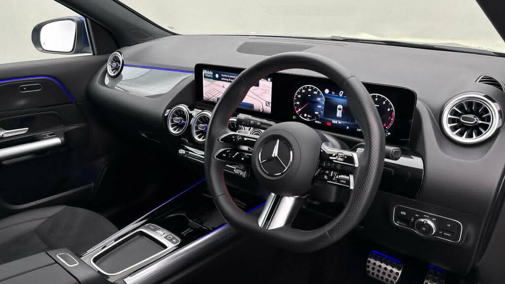 Mercedes-Benz GLA Class 1.3 Gla200h Mhev Amg Line Executive Suv Petr PE74EWE Blue #5