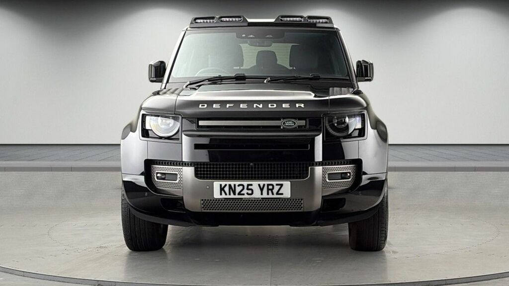 Land Rover Defender 90 3.0 D250 Mhev X-dynamic Hse Suv 4W KN25YRZ Black #3