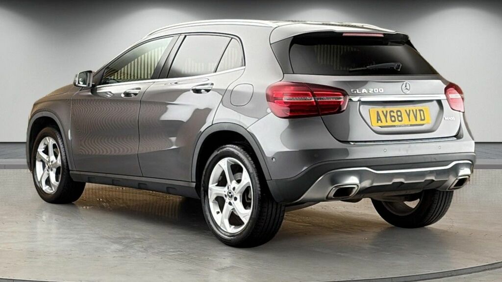 Mercedes-Benz GLA Class 1.6 Gla200 Sport Premium Plus Suv Man AY68YVD Grey #2
