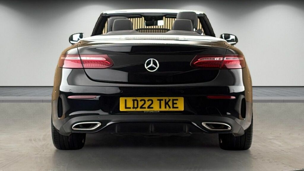 Mercedes-Benz E Class 2.0 E300h Mhev Amg Line Night Edition Premium Plu LD22TKE Black #4
