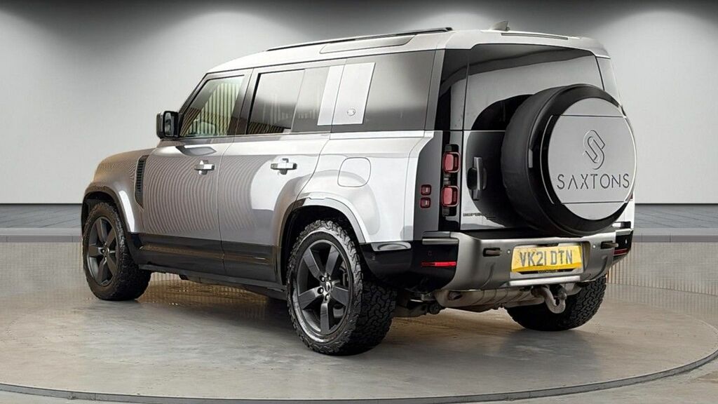 Land Rover Defender 110 2.0 P400e 15.4Kwh X-dynamic Hse Suv Plu Grey #2