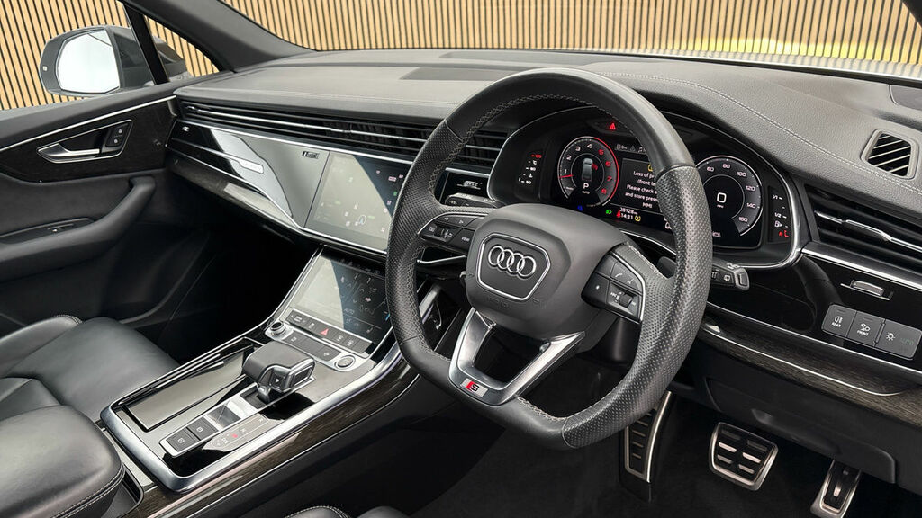 Audi Q7 3.0 Tfsi V6 55 Black Edition Suv Tiptro KY23OEX White #5