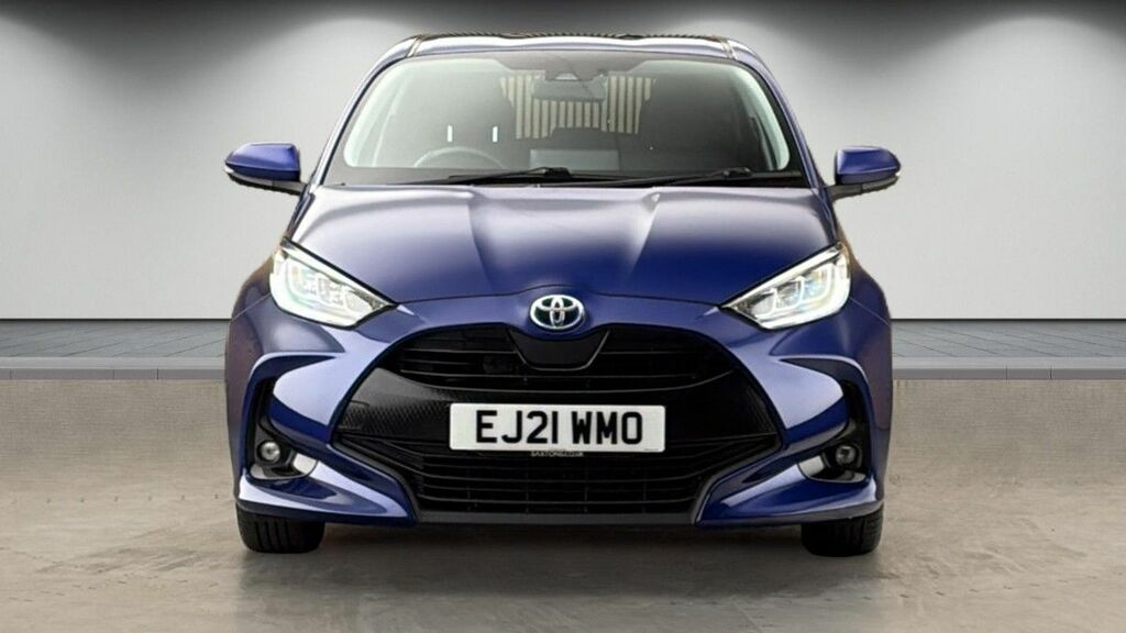 Toyota Yaris 1.5 Vvt-h Design Hatchback Hybrid E-cvt EJ21WMO #3