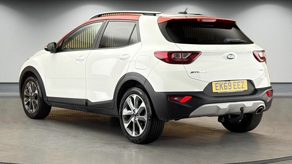 Kia Stonic 1.0 T-gdi Mixx Suv Euro 6 Ss EK69EEZ White #2