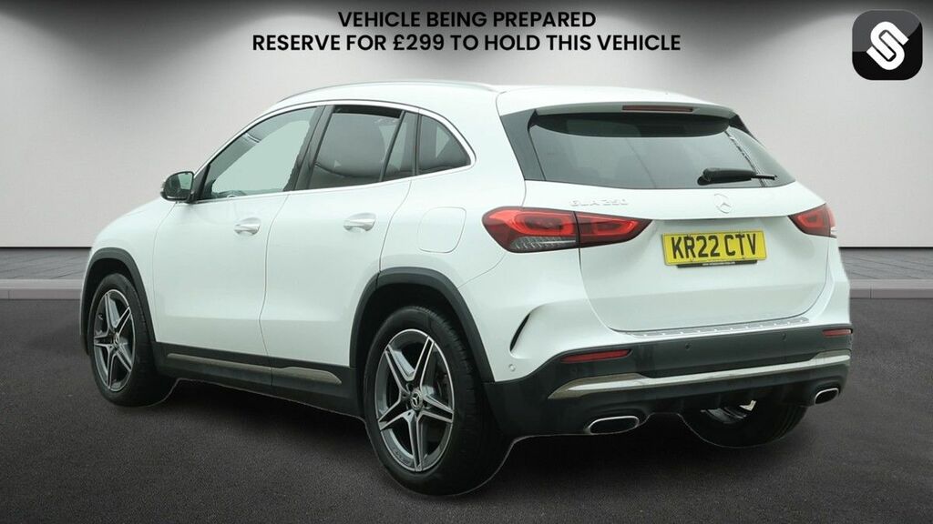 Mercedes-Benz GLA Class 2.0 Gla250 Amg Line Premium Plus Suv KR22CTV White #3