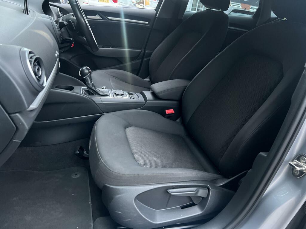 Audi A3 Se Technik Tdi S-a YY66YNG Silver #3