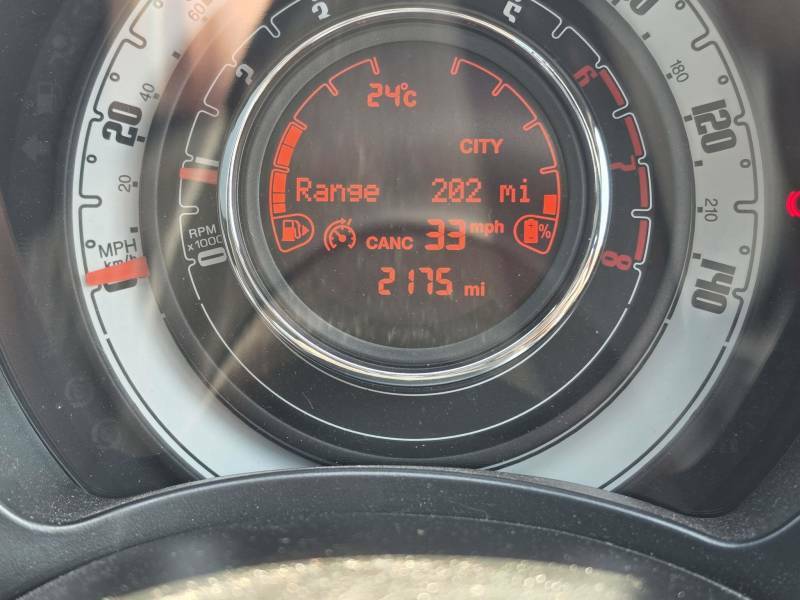 Fiat 500 Hatchback Red #19