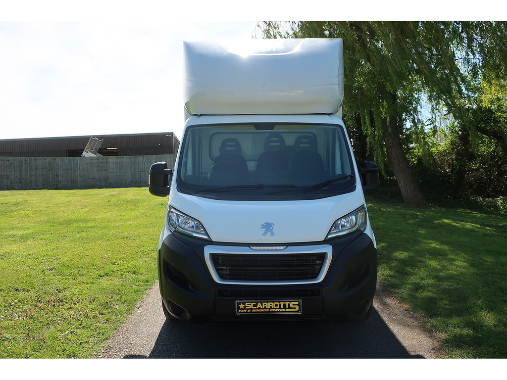 Peugeot Boxer 2.0 Bluehdi 335 Built For Business Luton Diese White #5