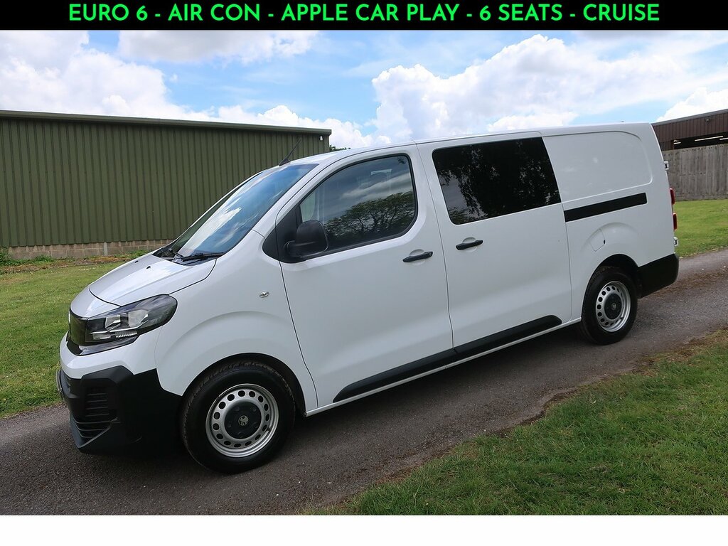 Vauxhall Vivaro 2.0 Turbo D Prime XL Crew Van Double Cab 6Dr Diese White