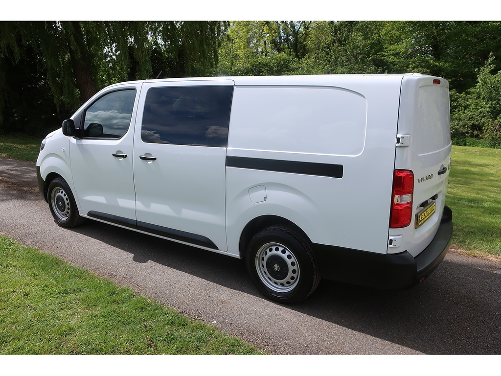 Vauxhall Vivaro 2.0 Turbo D Prime XL Crew Van Double Cab 6Dr Diese CK25VLE White #4