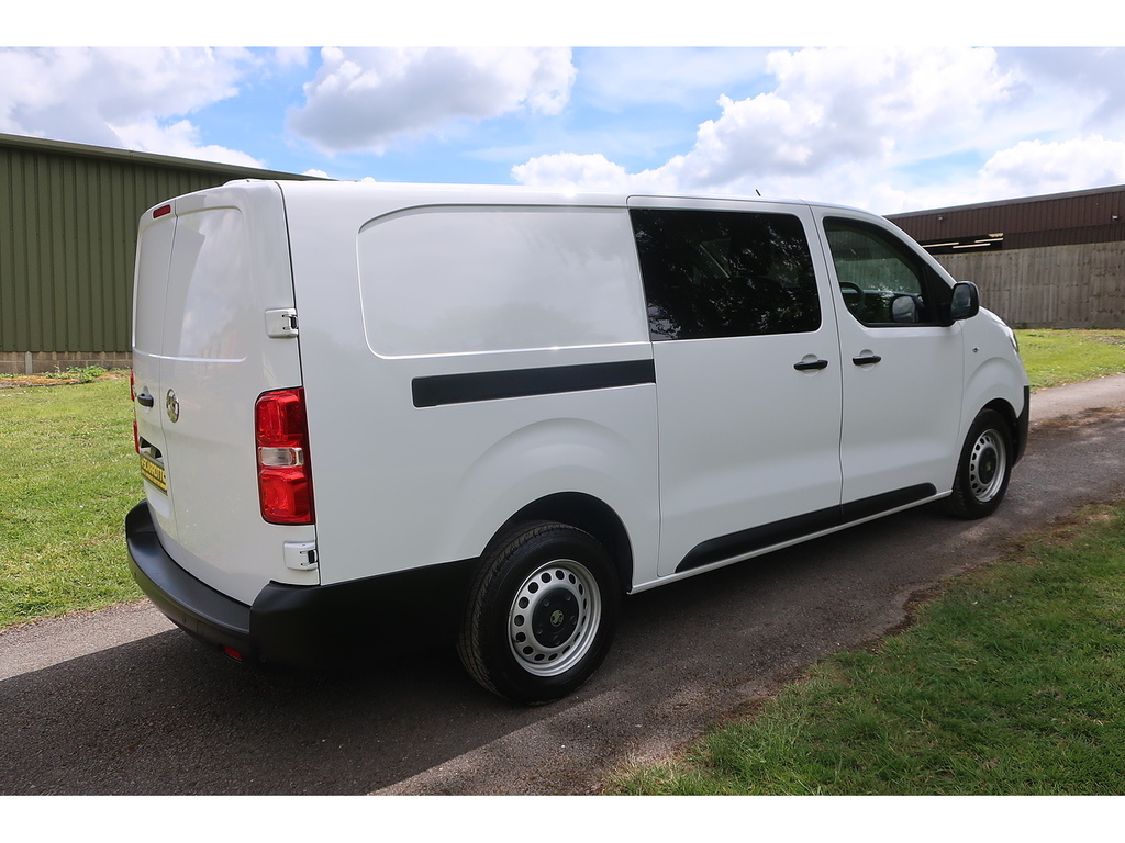 Vauxhall Vivaro 2.0 Turbo D Prime XL Crew Van Double Cab 6Dr Diese CK25VLE White #2