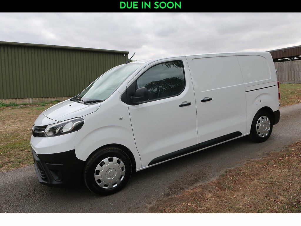 Toyota PROACE 1.5D Icon Medium Panel Van 6Dr Mwb E White