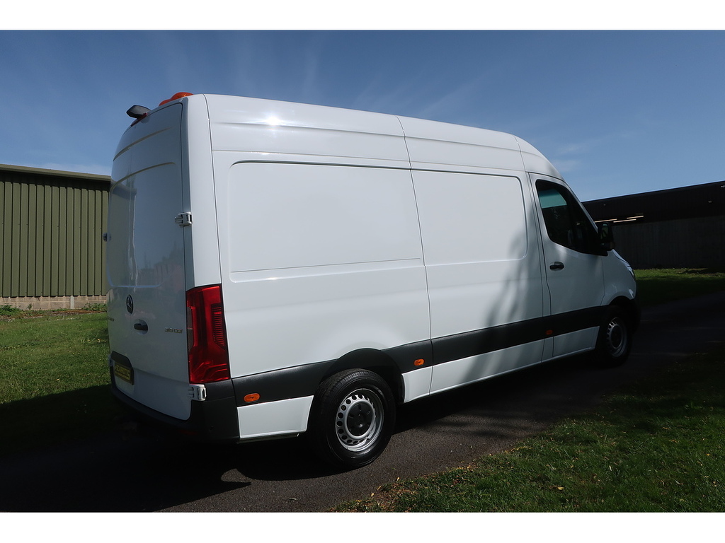 Mercedes-Benz Sprinter 2.0 315 Cdi Progressive Panel Van Manua White #2
