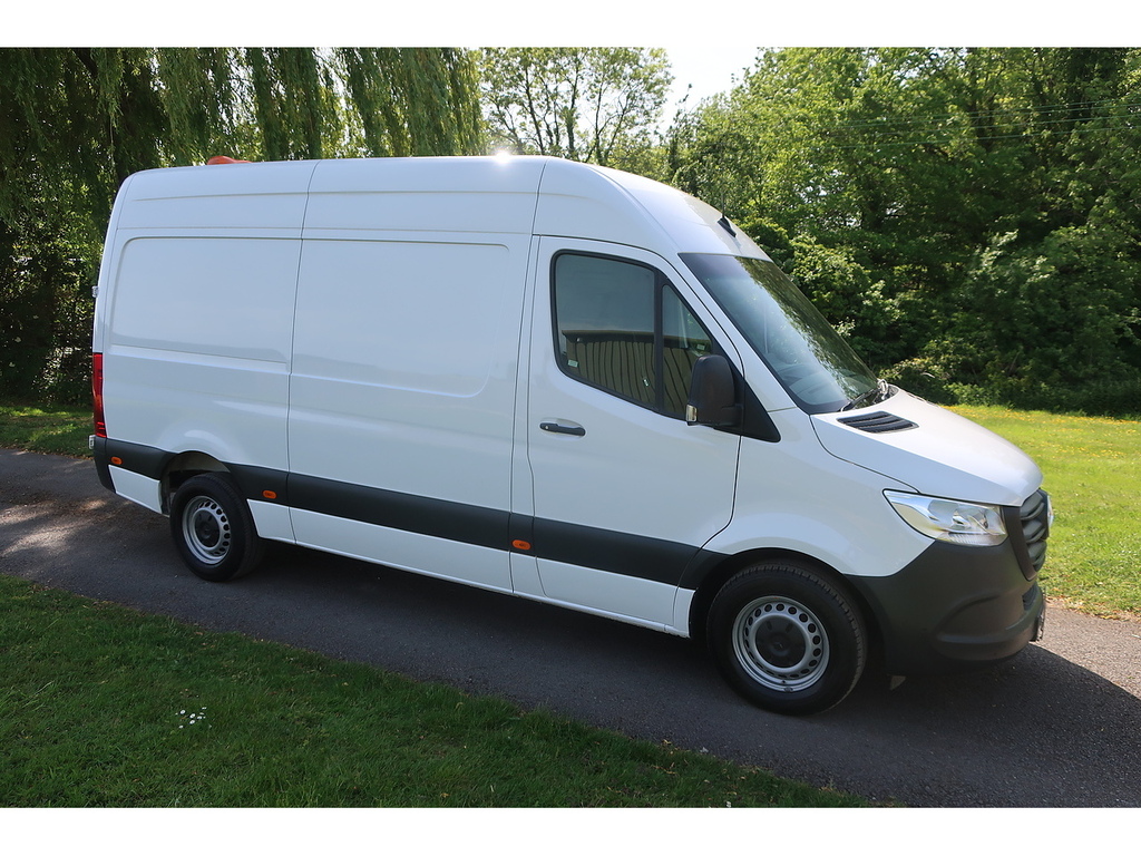 Mercedes-Benz Sprinter 2.0 315 Cdi Progressive Panel Van Manua White #3